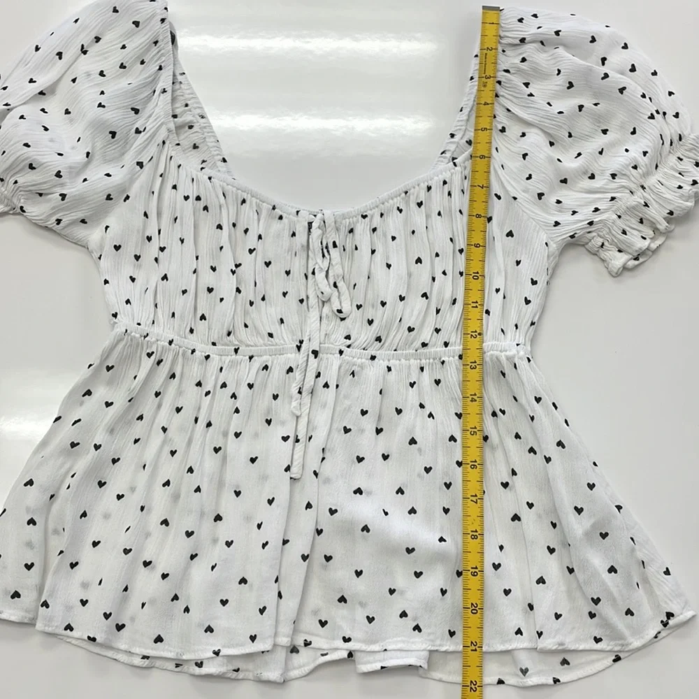 White/ Black Heart Puff Sleeve Top - Picture 6 of 15